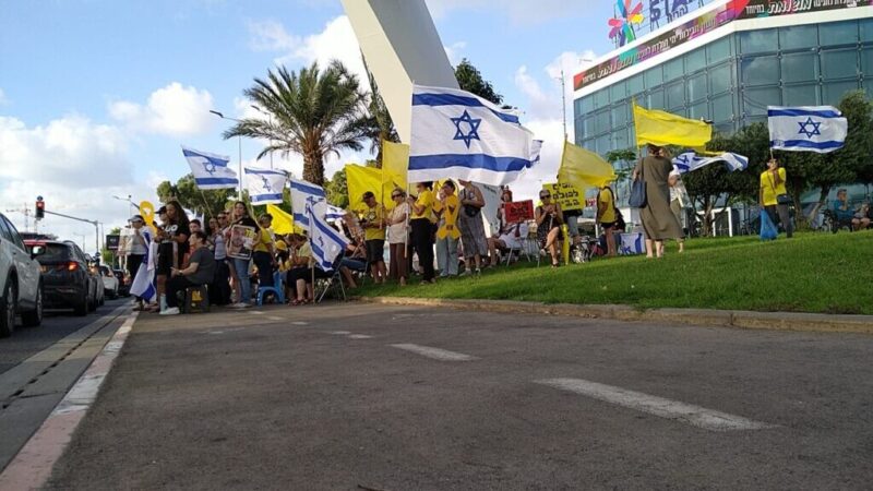 כפרניק IMG-20250817-WA0303-scaled הגליל עם החטופים, החיילים והמשפחות כפרניק IMG-20250817-WA0303-scaled הגליל עם החטופים, החיילים והמשפחות