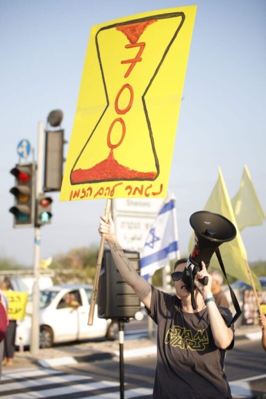 כפרניק 4297032a-8005-45b3-8a76-abd3969c1d81-scaled צומת כברי: 700 ב-7:00!  