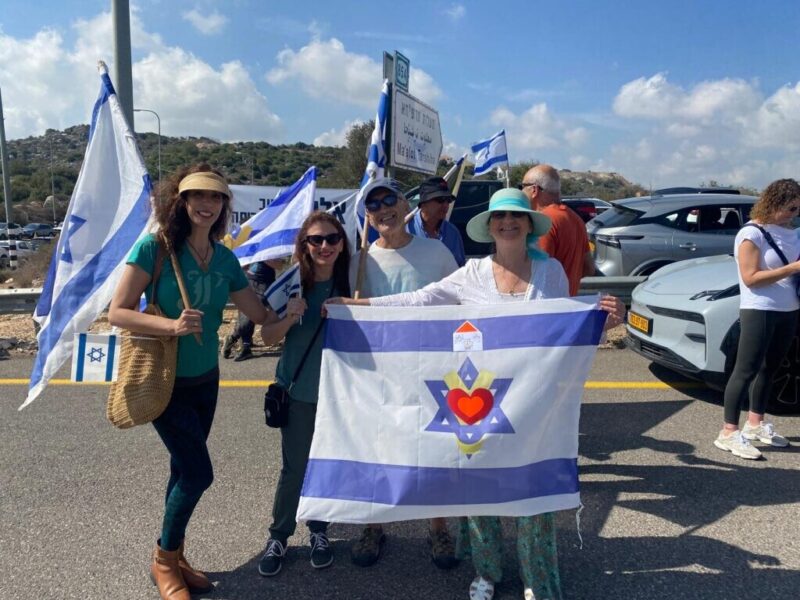 כפרניק WhatsApp-Image-2025-10-24-at-14.47.57-1-scaled אלון אהל חזר הביתה  