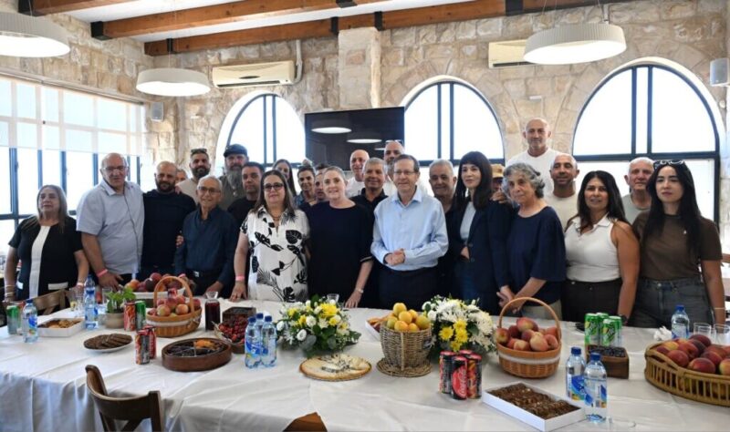 כפרניק WhatsApp-Image-2026-06-10-at-18.49.36-scaled נשיא המדינה במעלה יוסף  