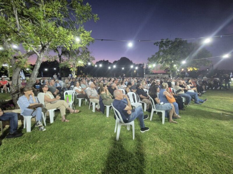 כפרניק WhatsApp-Image-2026-07-13-at-17.21.10-1-scaled גדי איזנקוט בכנס תומכים ומתעניינים במעונה  