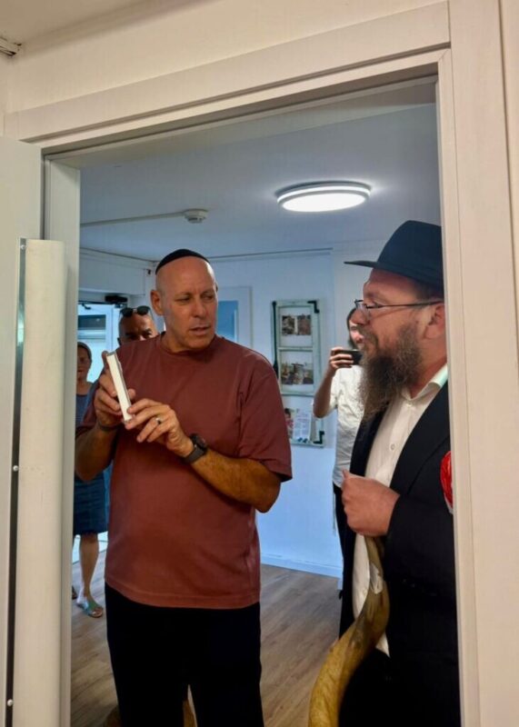 כפרניק WhatsApp-Image-2026-09-01-at-16.53.12-3-scaled פתיחת שנת הלימודים תשפ"ז בכפר ורדים כפרניק WhatsApp-Image-2026-09-01-at-16.53.12-3-scaled פתיחת שנת הלימודים תשפ"ז בכפר ורדים