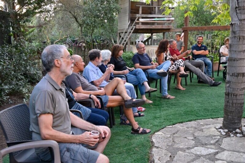 כפרניק WhatsApp-Image-2026-09-11-at-11.11.29-scaled שנה טובה ברחוב רותם כפרניק WhatsApp-Image-2026-09-11-at-11.11.29-scaled שנה טובה ברחוב רותם