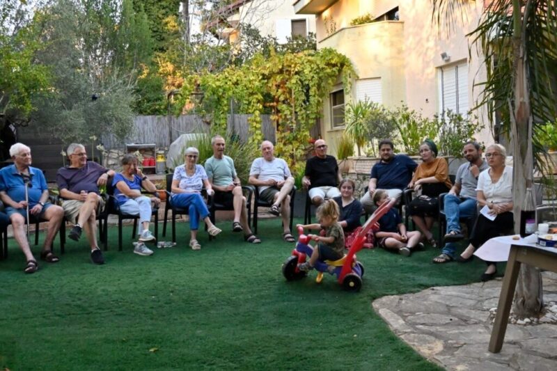 כפרניק WhatsApp-Image-2026-09-11-at-11.11.30-scaled שנה טובה ברחוב רותם כפרניק WhatsApp-Image-2026-09-11-at-11.11.30-scaled שנה טובה ברחוב רותם